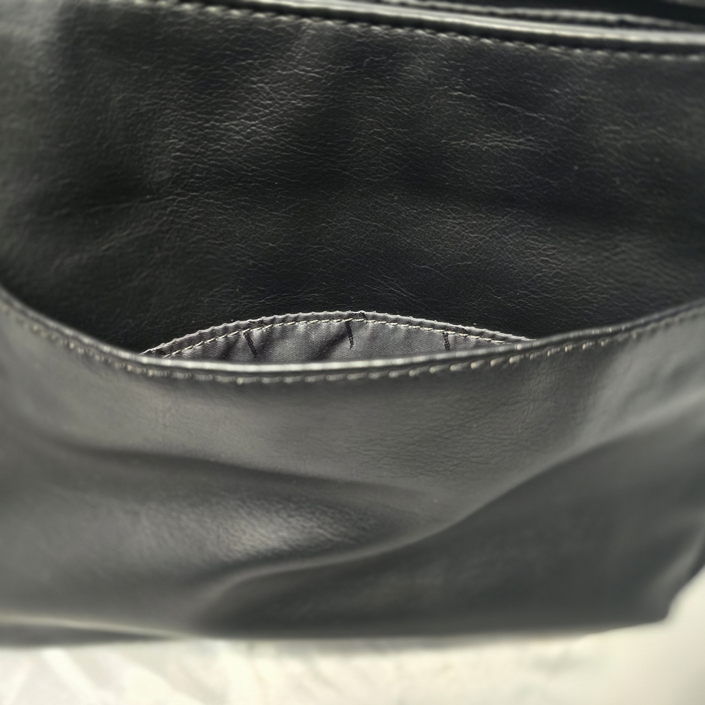 Simply Vera Vera Wang Black Textured Crossbody Bag - Picture 13 of 16